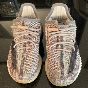 Kids Yezzy